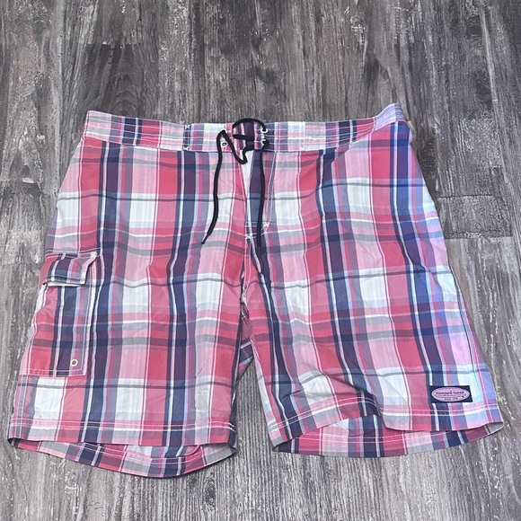 Vineyard Vines Plaid Swim Shorts Mens 36 - Picture 1 of 5